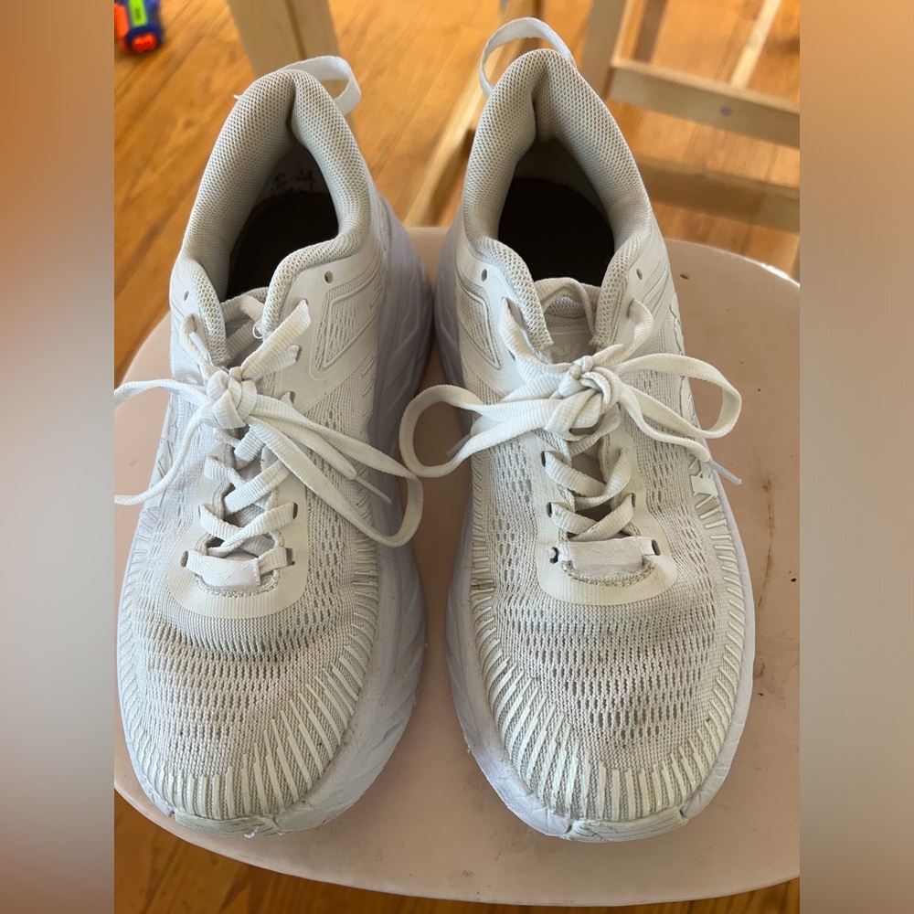 Hoka shoes white